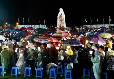 Hành hương Đức Mẹ Tàpao giữa lòng tháng Thánh Tâm Chúa